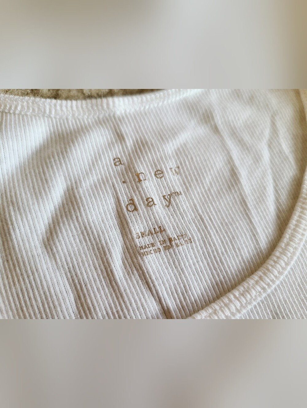 Target Women's Pajama Top & Shorts Set - Picture 3 of 6